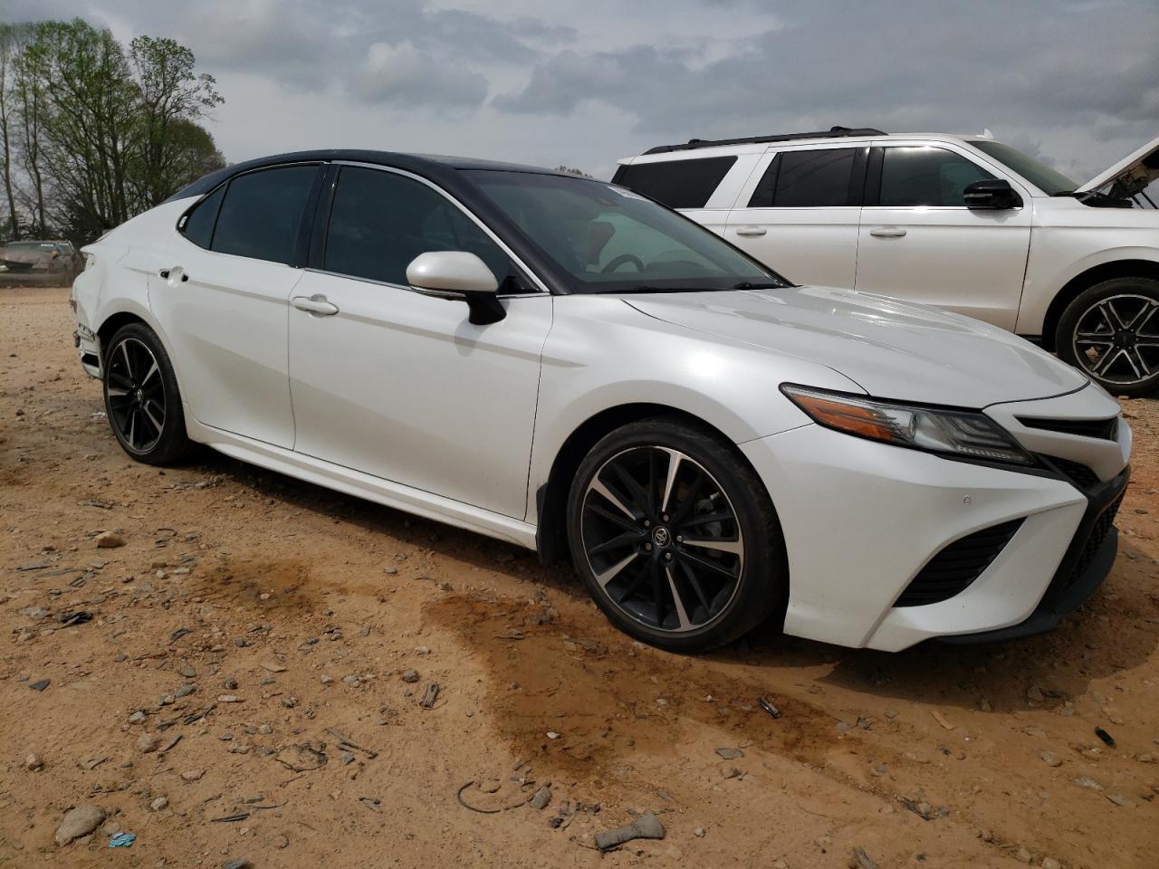 2018 TOYOTA CAMRY XSE - Image 4