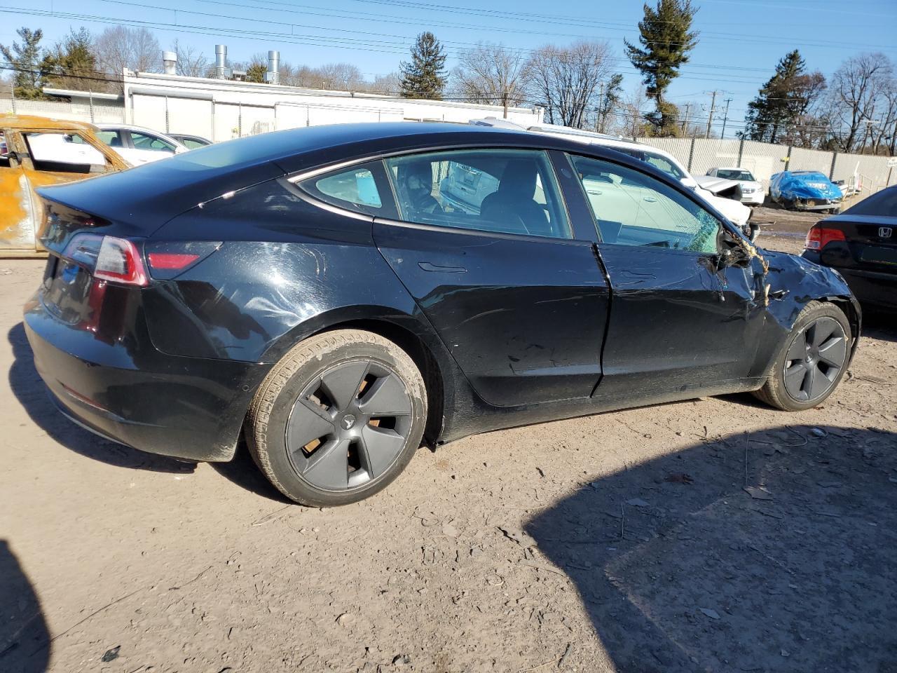 2022 TESLA MODEL 3 - Image 3