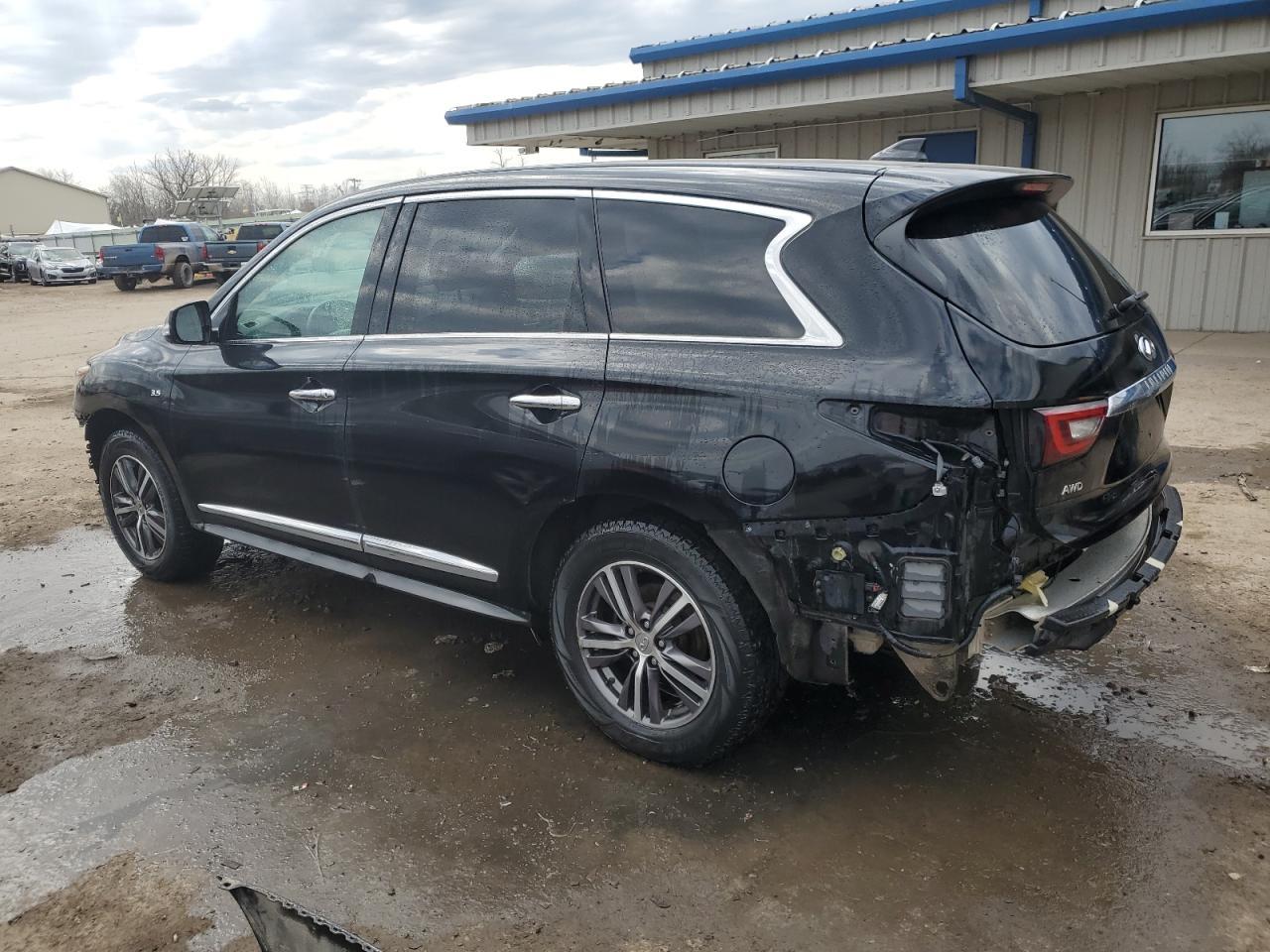 2019 INFINITI QX60 LUXE - Фото 2