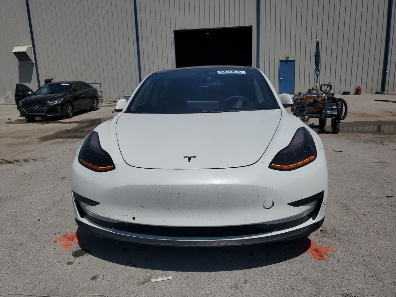 2019 TESLA MODEL 3 - Image 5