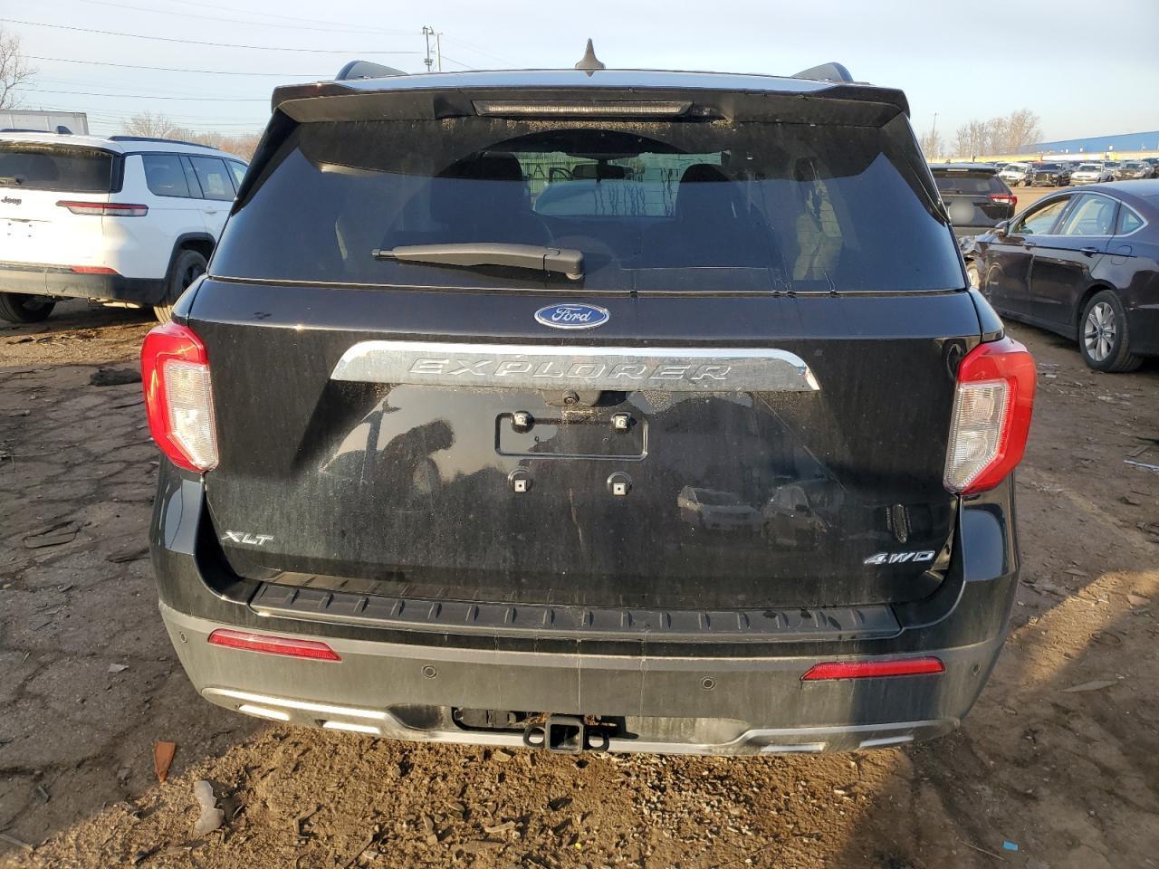 2023 FORD EXPLORER X - Image 6
