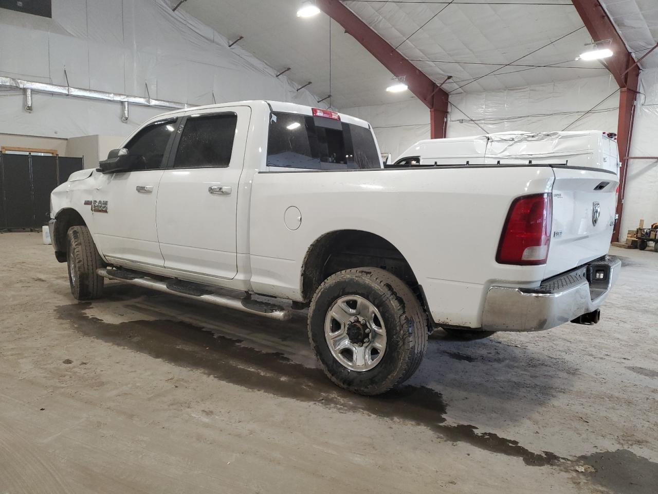2018 RAM 2500 SLT - Image 2
