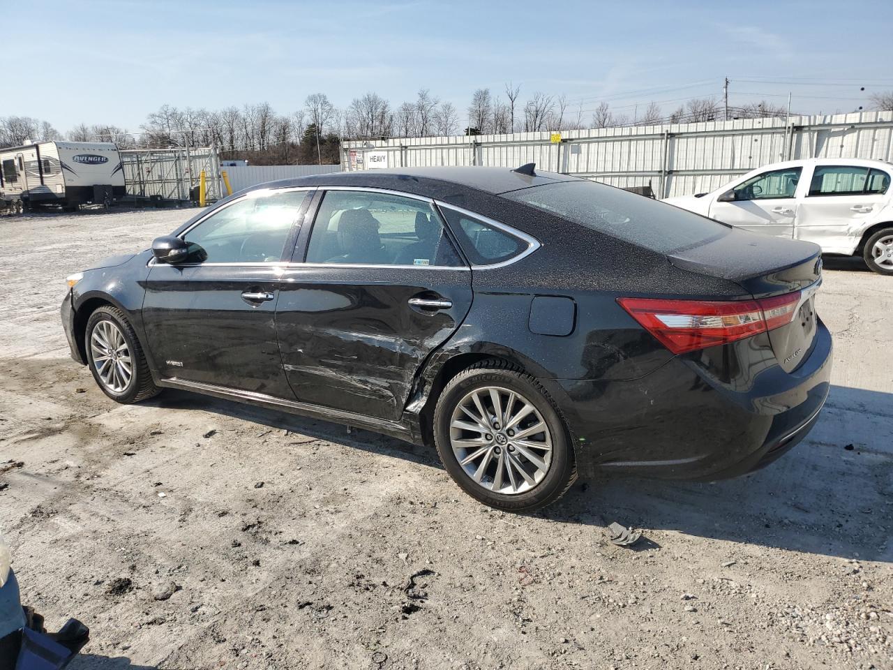 2016 TOYOTA AVALON HYB - Image 2