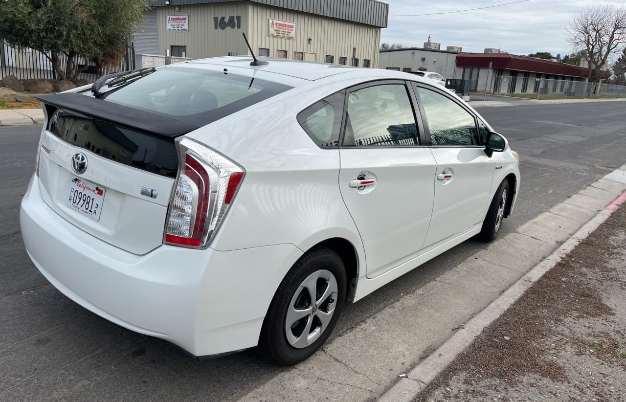 2013 TOYOTA PRIUS - Image 4