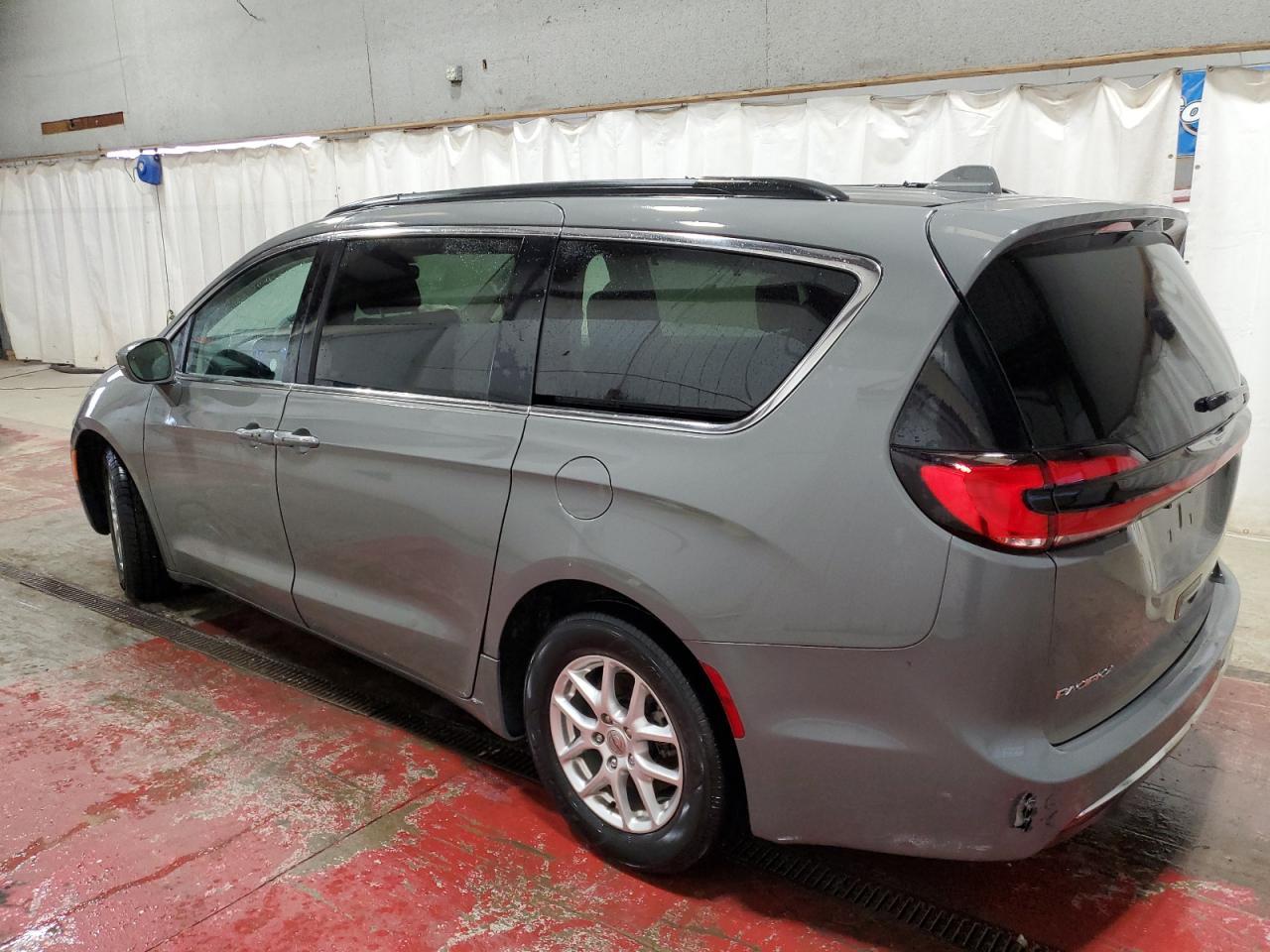 2022 CHRYSLER PACIFICA T - Image 2