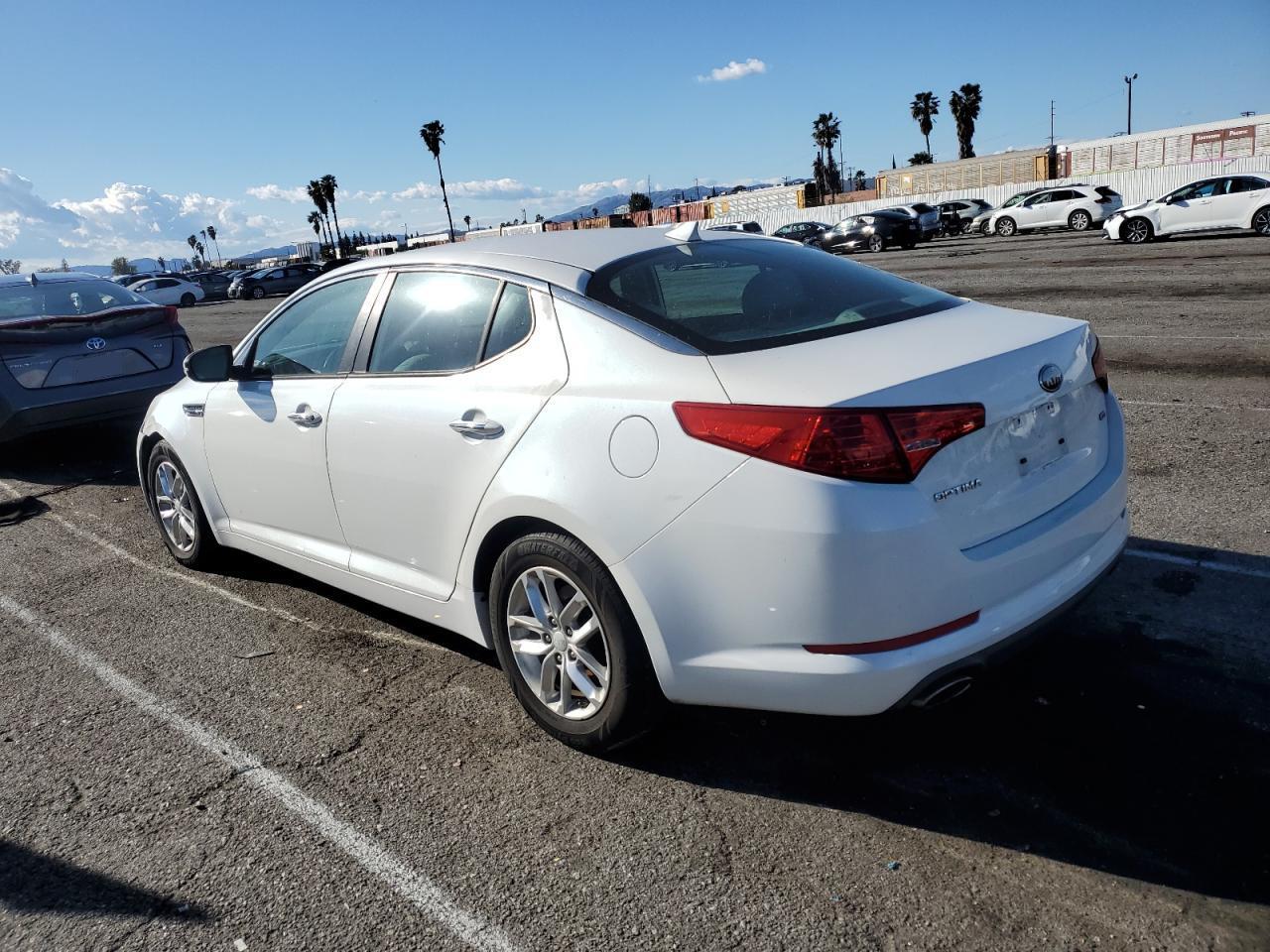 2013 KIA OPTIMA LX - Фото 2