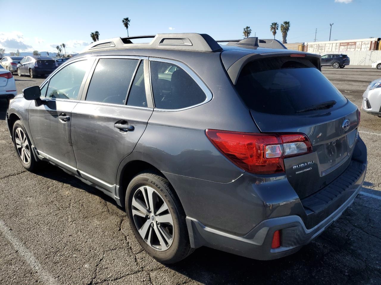 2018 SUBARU OUTBACK 3. - Фото 2