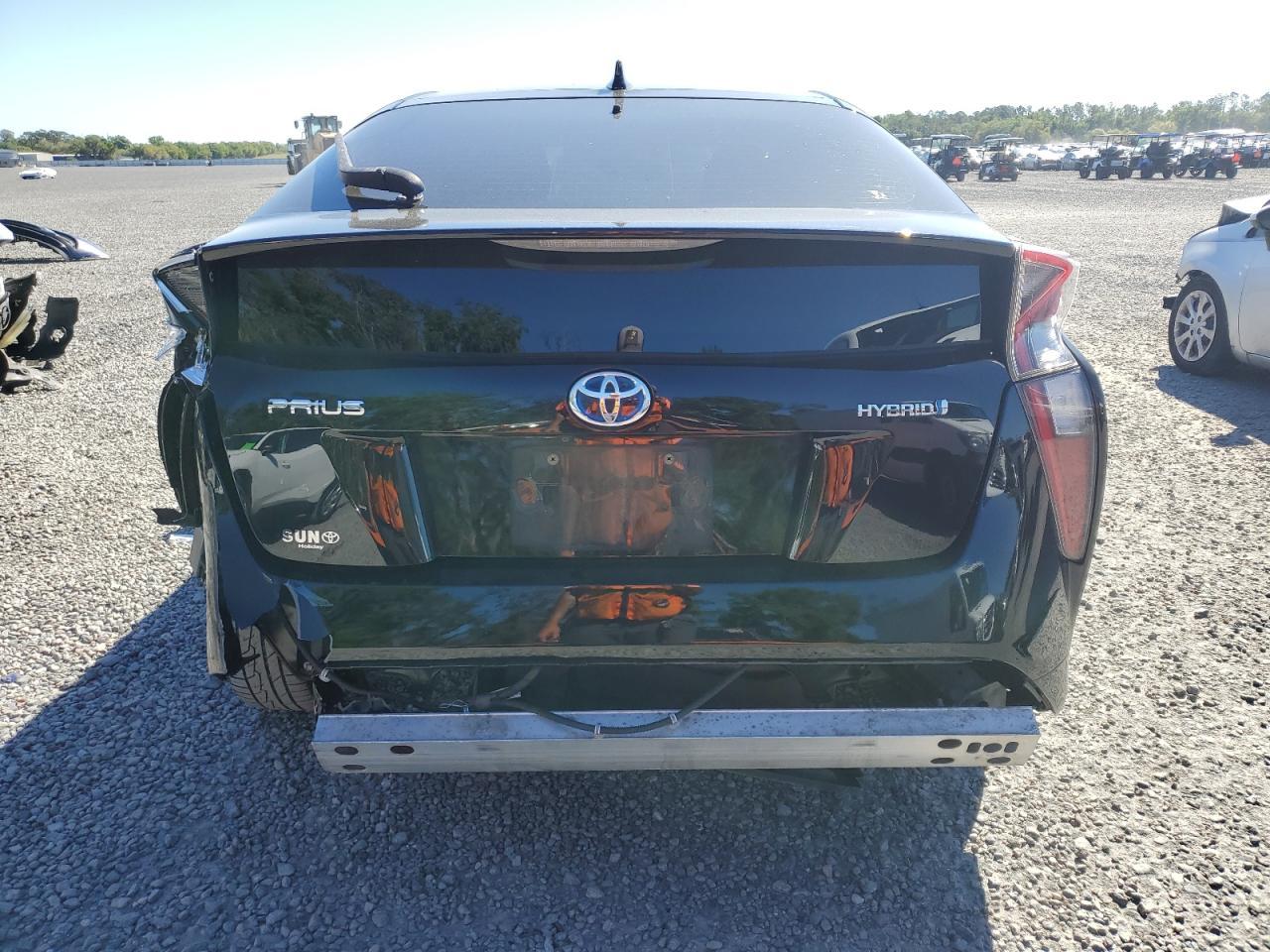 2016 TOYOTA PRIUS - Image 6