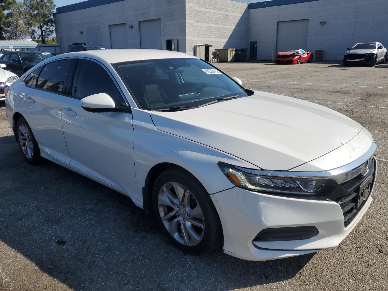 2018 HONDA ACCORD LX - Image 4