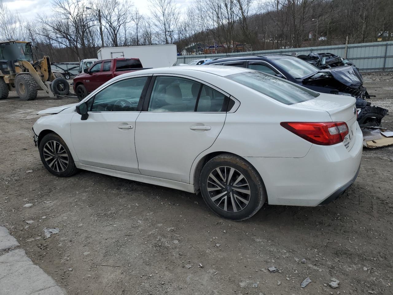 2018 SUBARU LEGACY 2.5 - Image 2