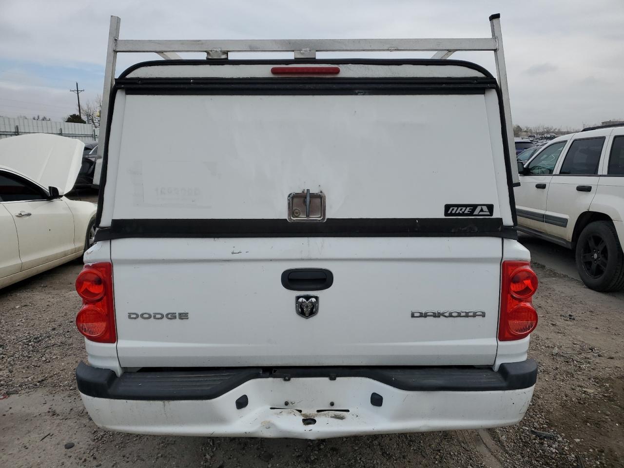 2011 DODGE DAKOTA ST - Фото 6