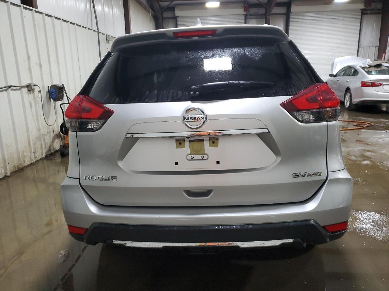 2018 NISSAN ROGUE S - Фото 6