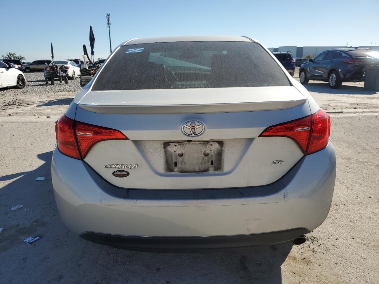 2018 TOYOTA COROLLA L - Image 6