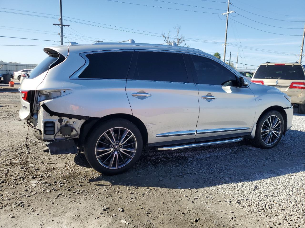 2017 INFINITI QX60 - Фото 3