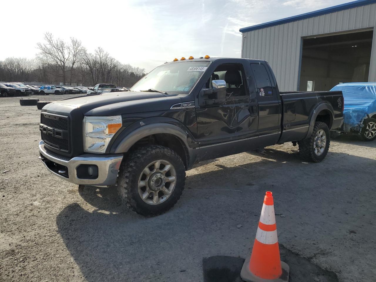 2011 FORD F350 SUPER