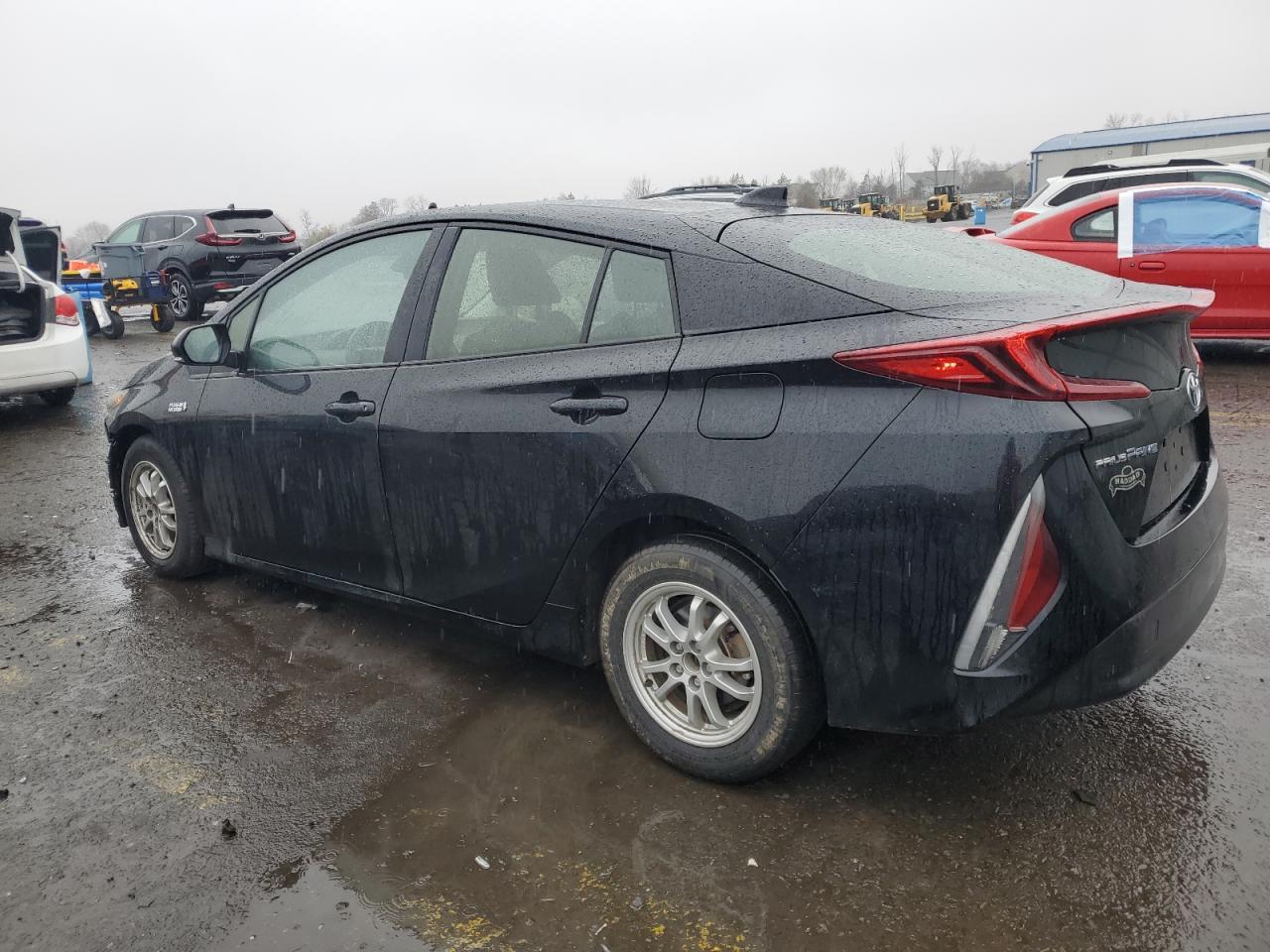 2022 TOYOTA PRIUS PRIM - Image 2