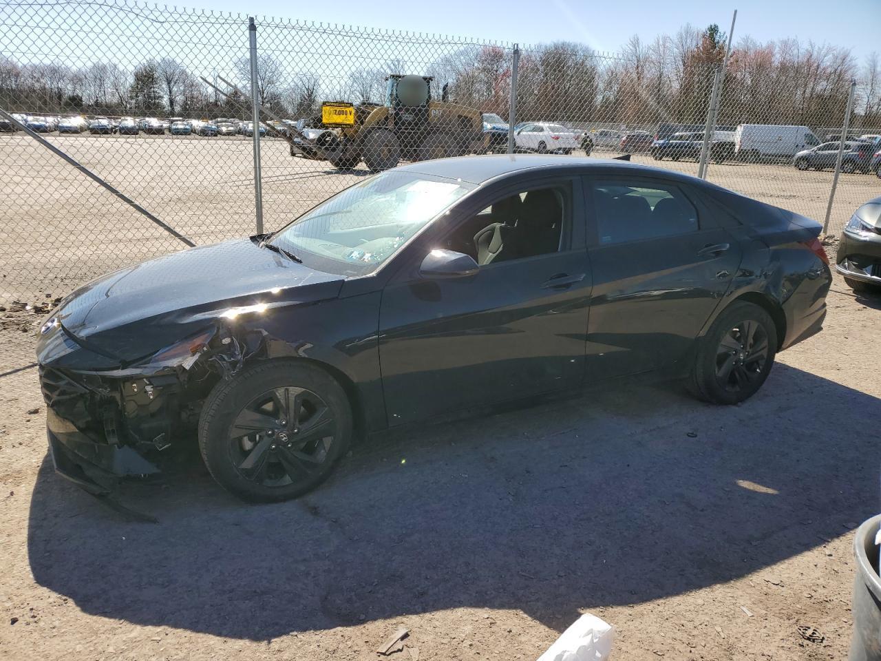 2023 HYUNDAI ELANTRA SE