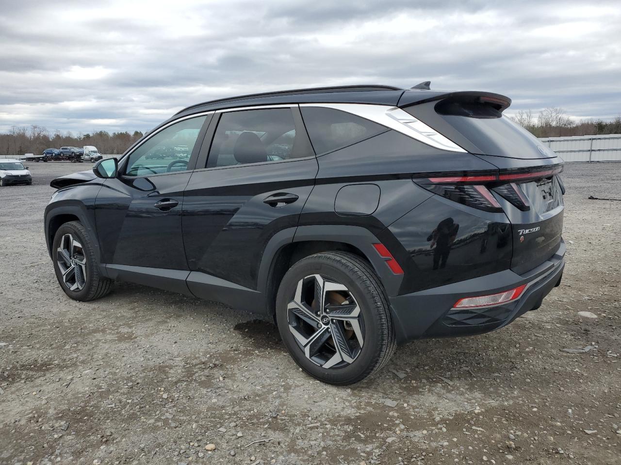 2022 HYUNDAI TUCSON SEL - Image 2