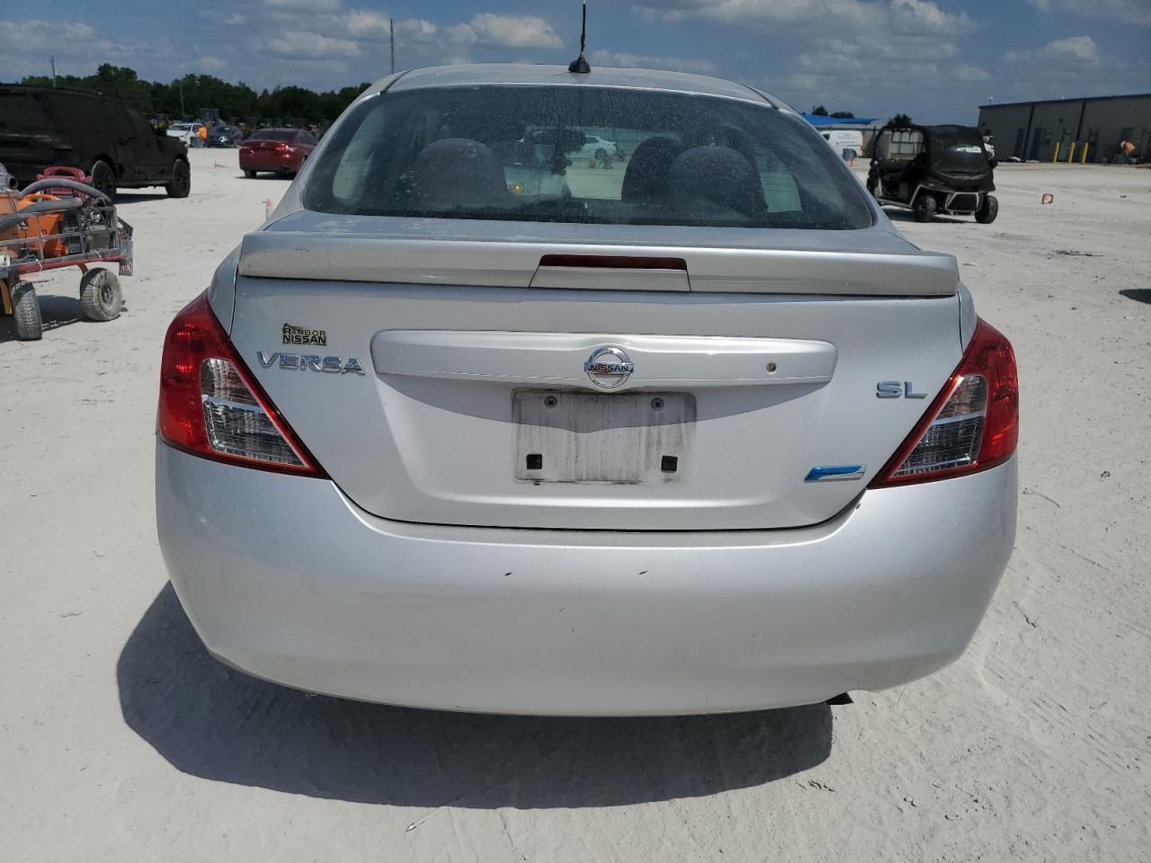 2014 NISSAN VERSA S - Фото 6