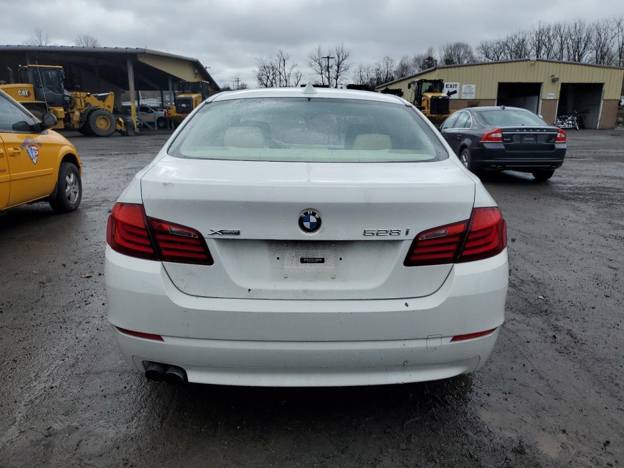 2013 BMW 528 XI - Image 6