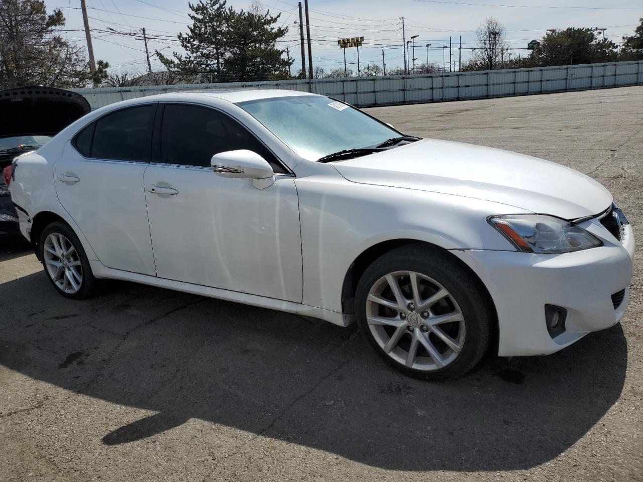 2011 LEXUS IS 250 - Image 4