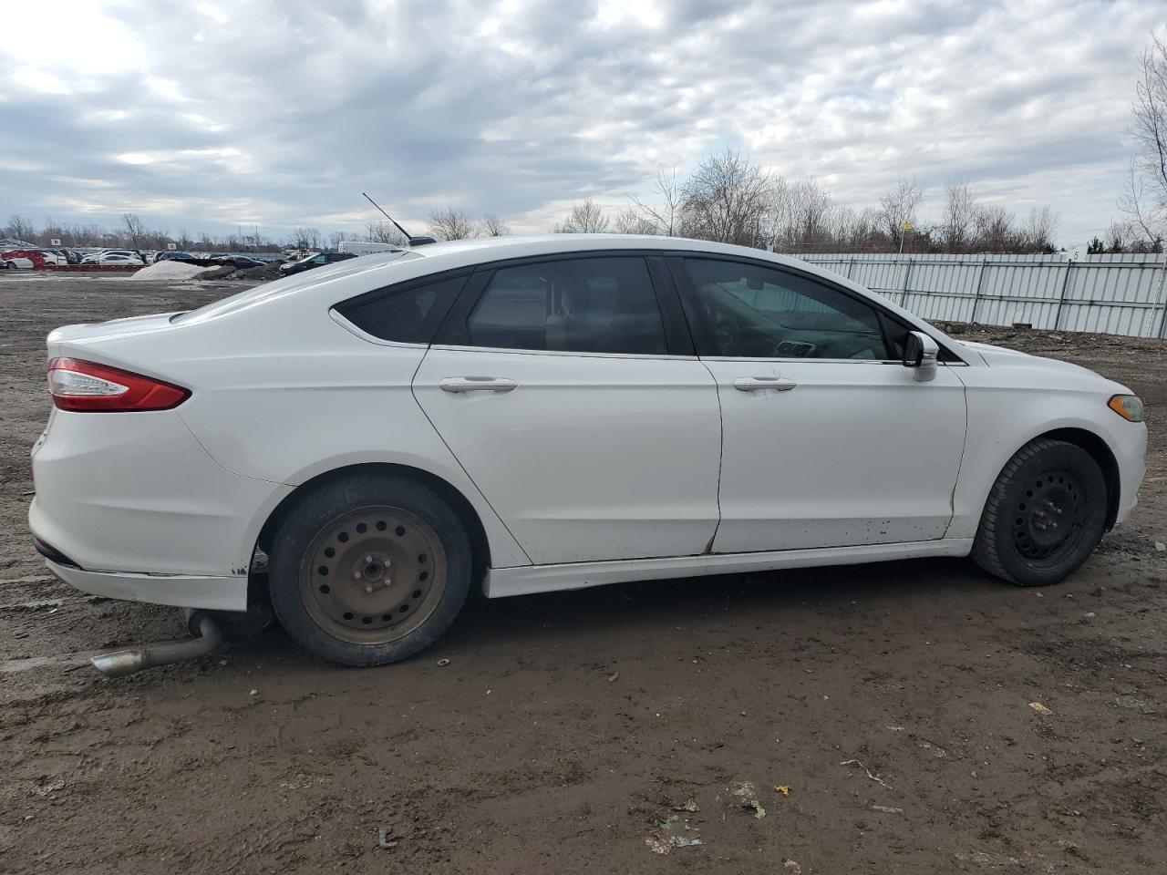 2013 FORD FUSION SE - Image 3