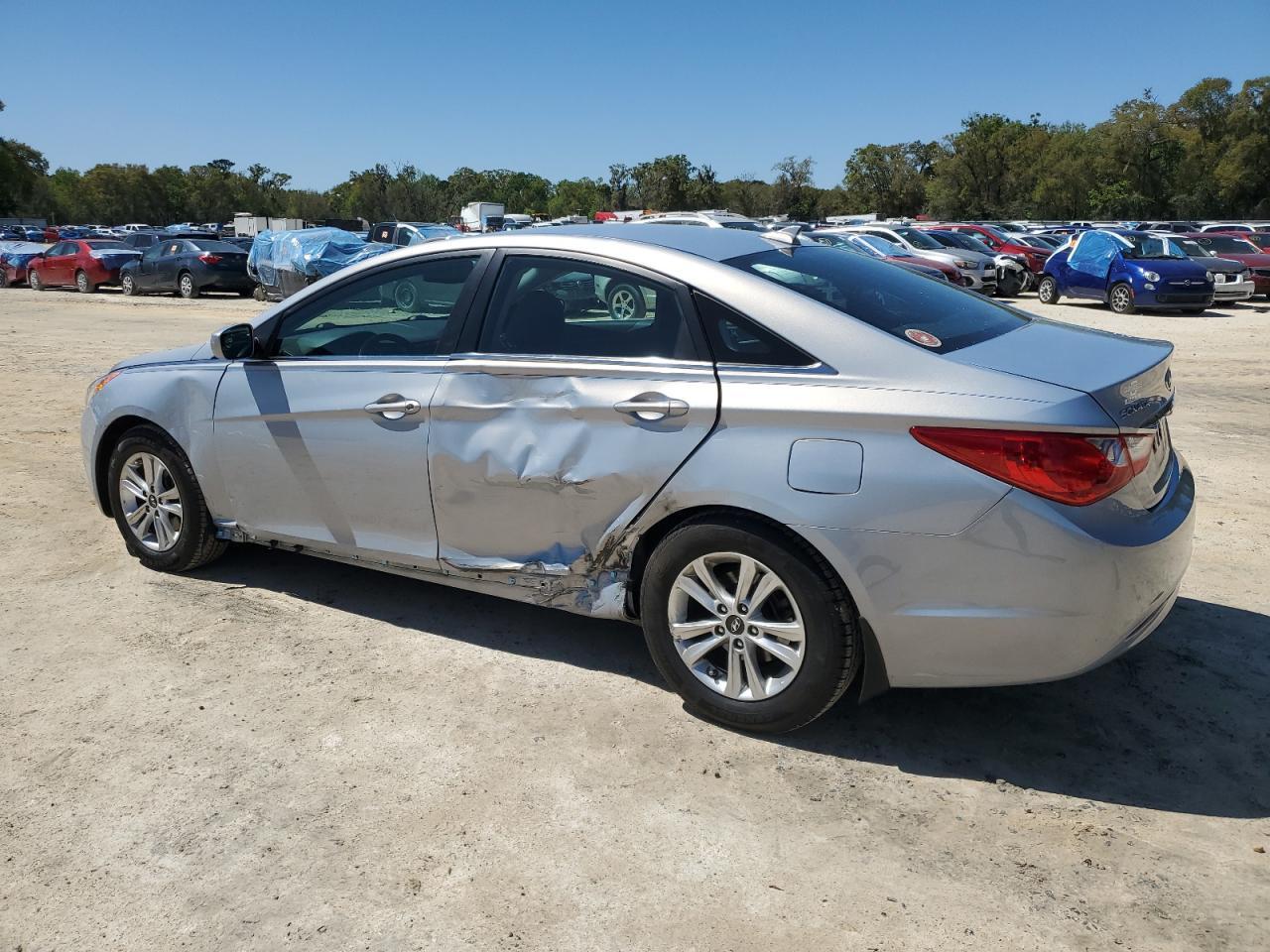 2013 HYUNDAI SONATA GLS - Image 2