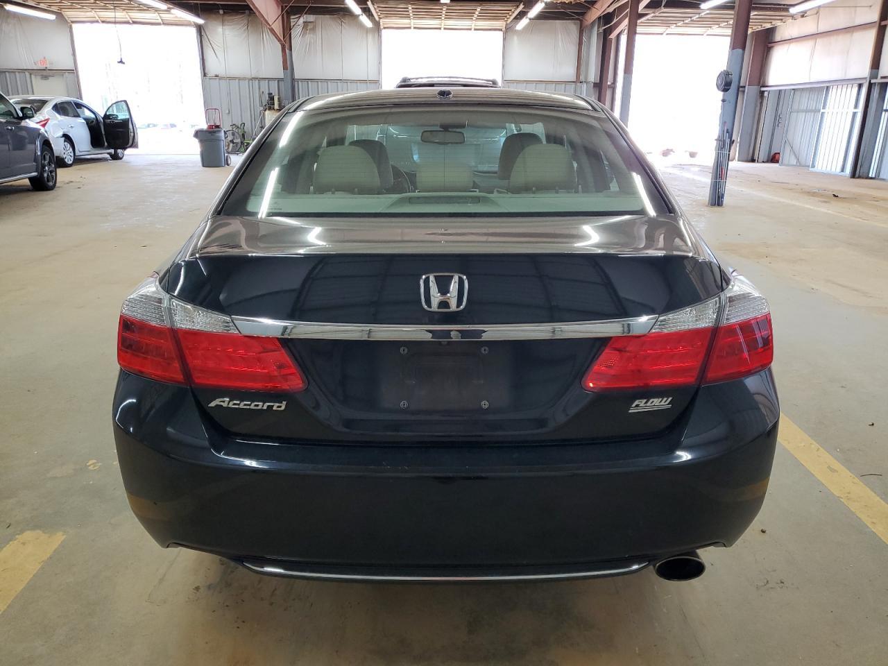 2015 HONDA ACCORD EXL - Image 6