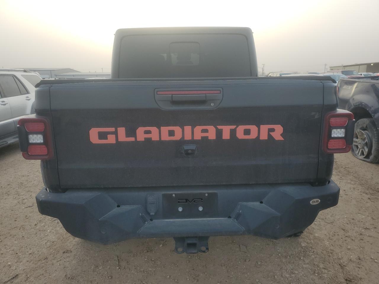 2020 JEEP GLADIATOR - Image 6