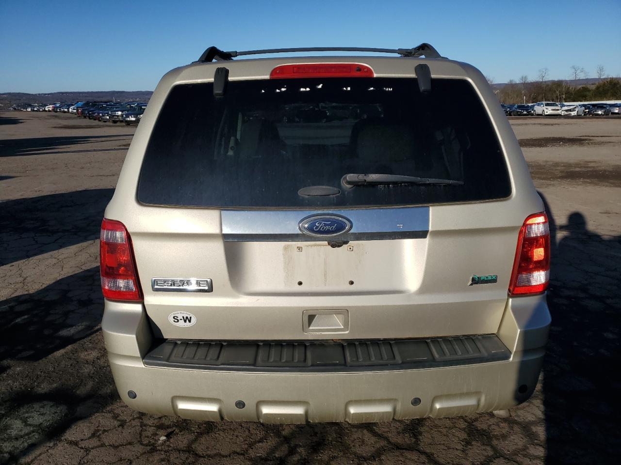 2012 FORD ESCAPE LIM - Image 6