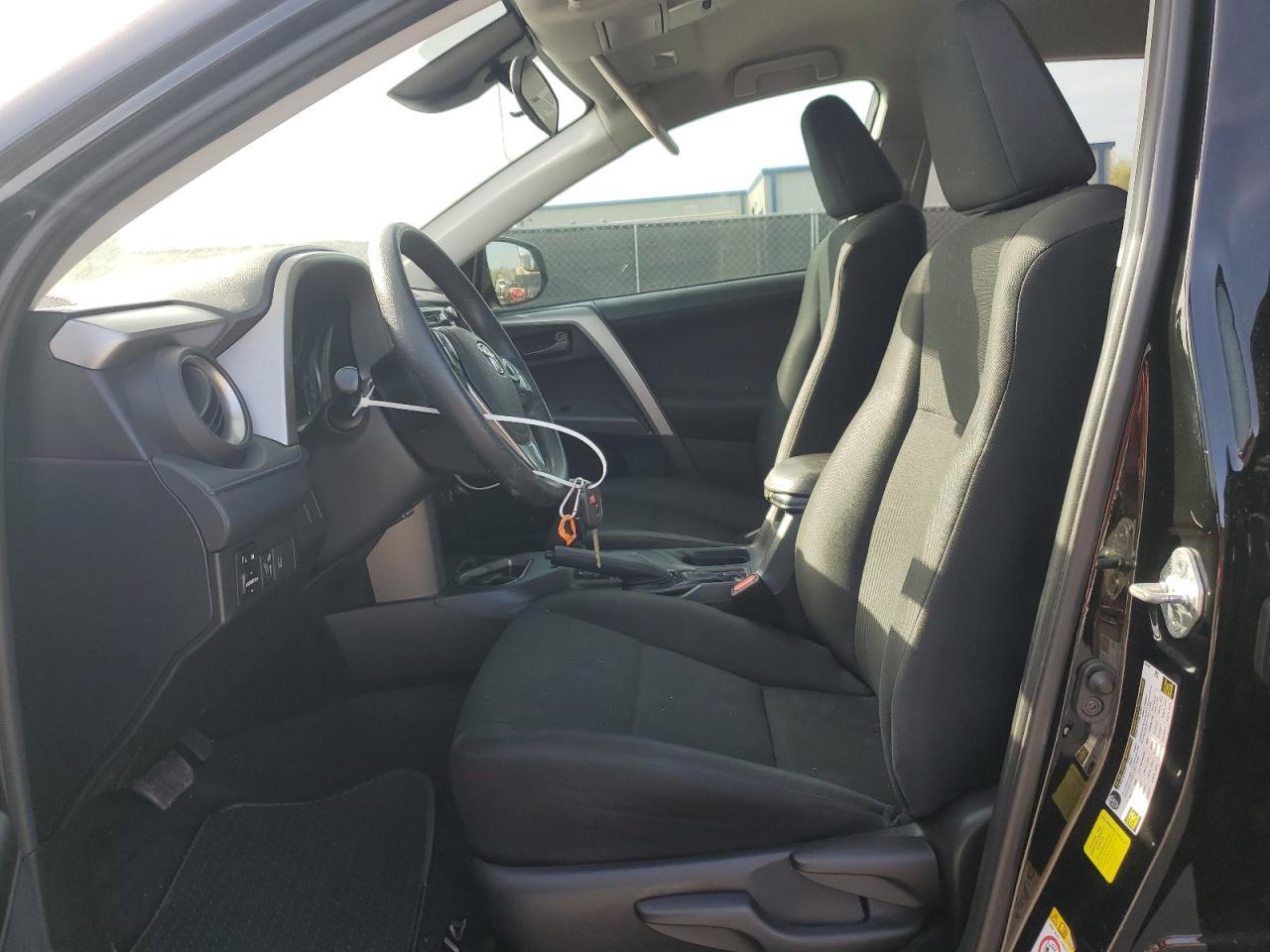 2017 TOYOTA RAV4 LE - Image 7