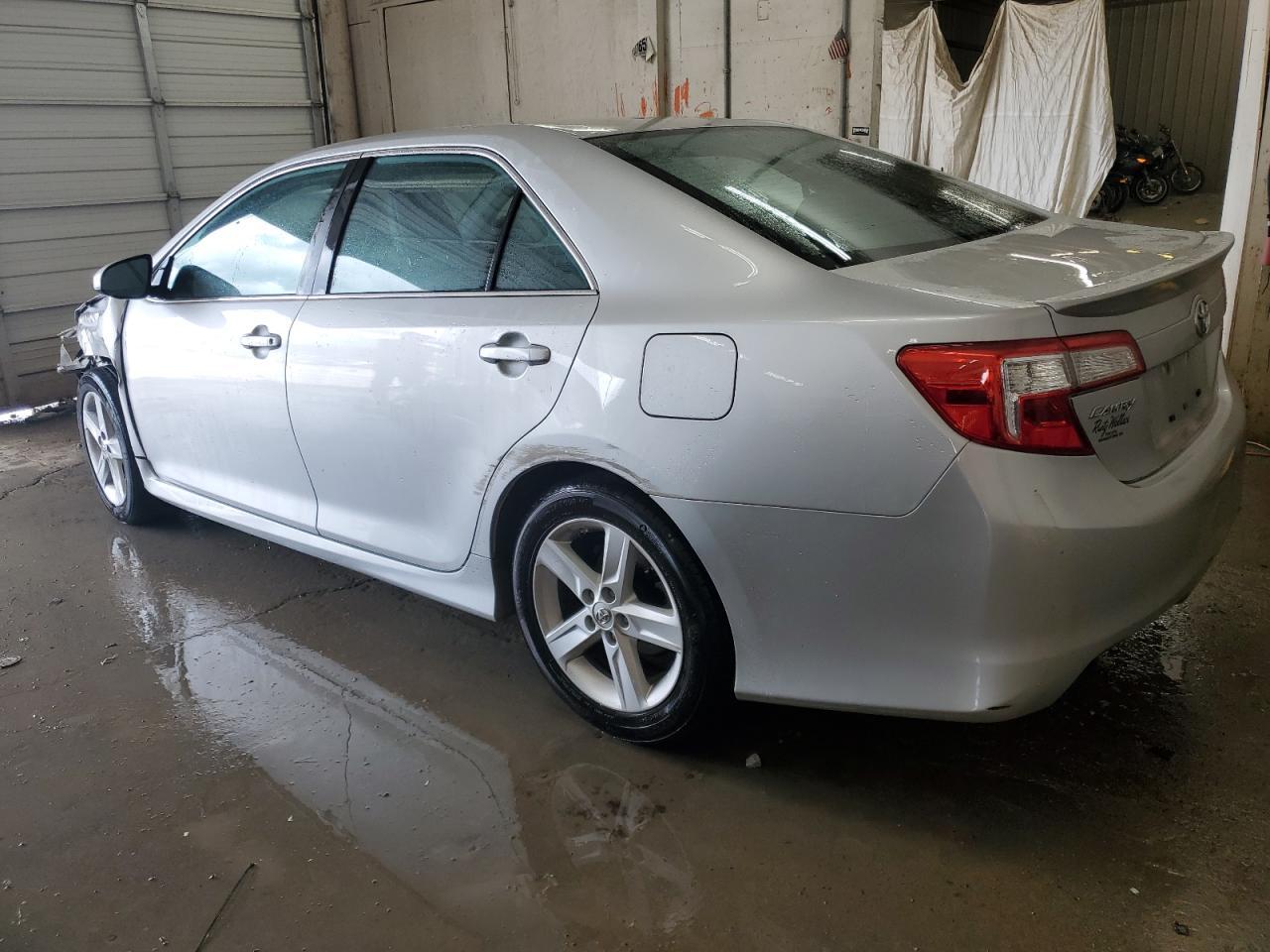 2014 TOYOTA CAMRY L - Image 2