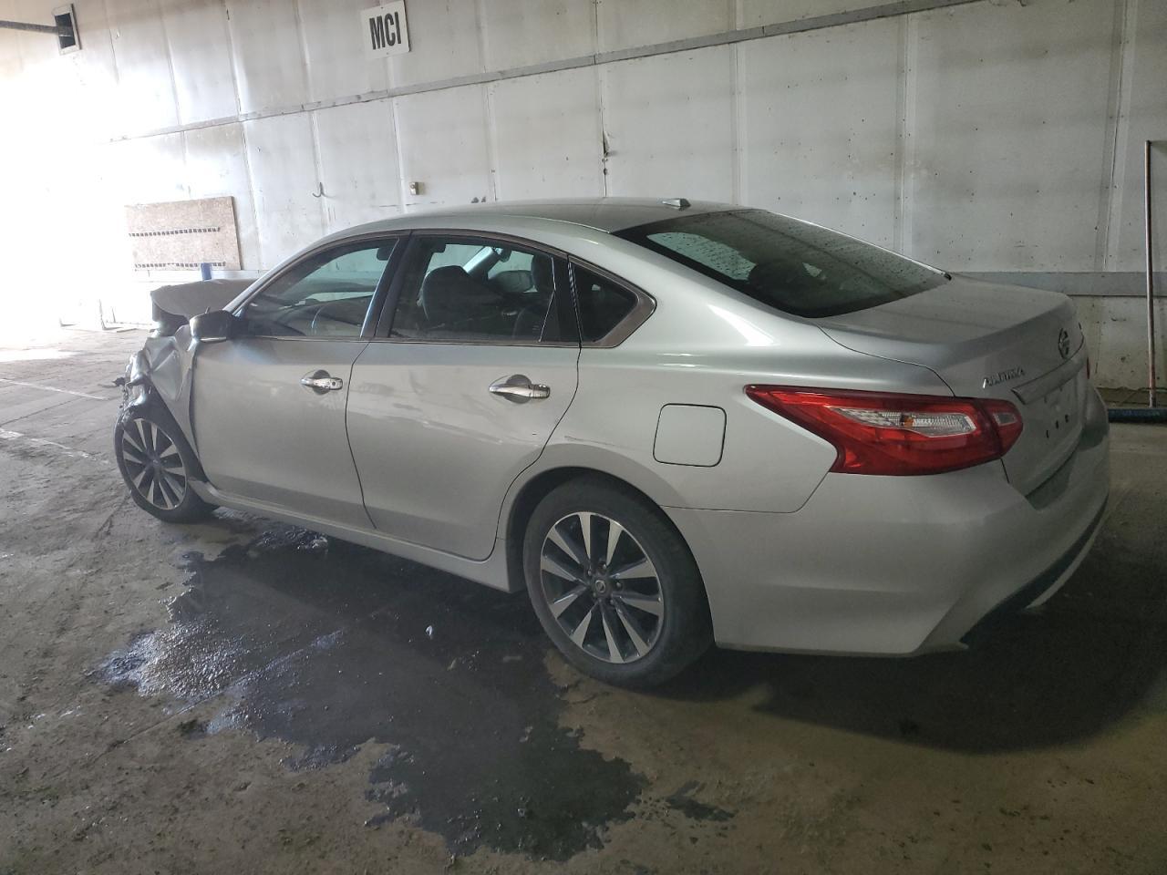 2017 NISSAN ALTIMA 2.5 - Фото 2
