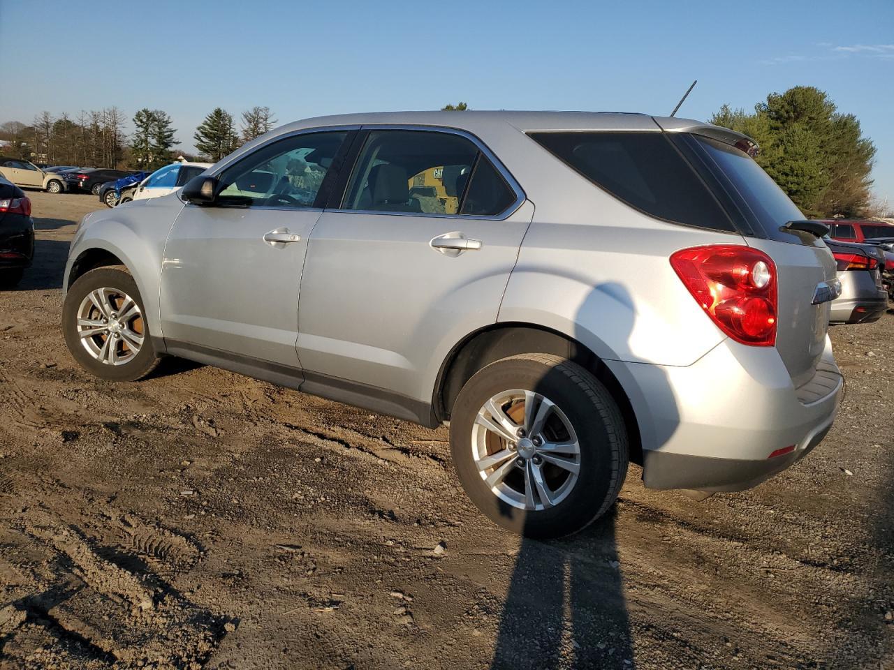 2015 CHEVROLET EQUINOX LS - Фото 2