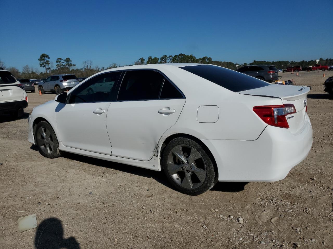 2014 TOYOTA CAMRY L - Image 2