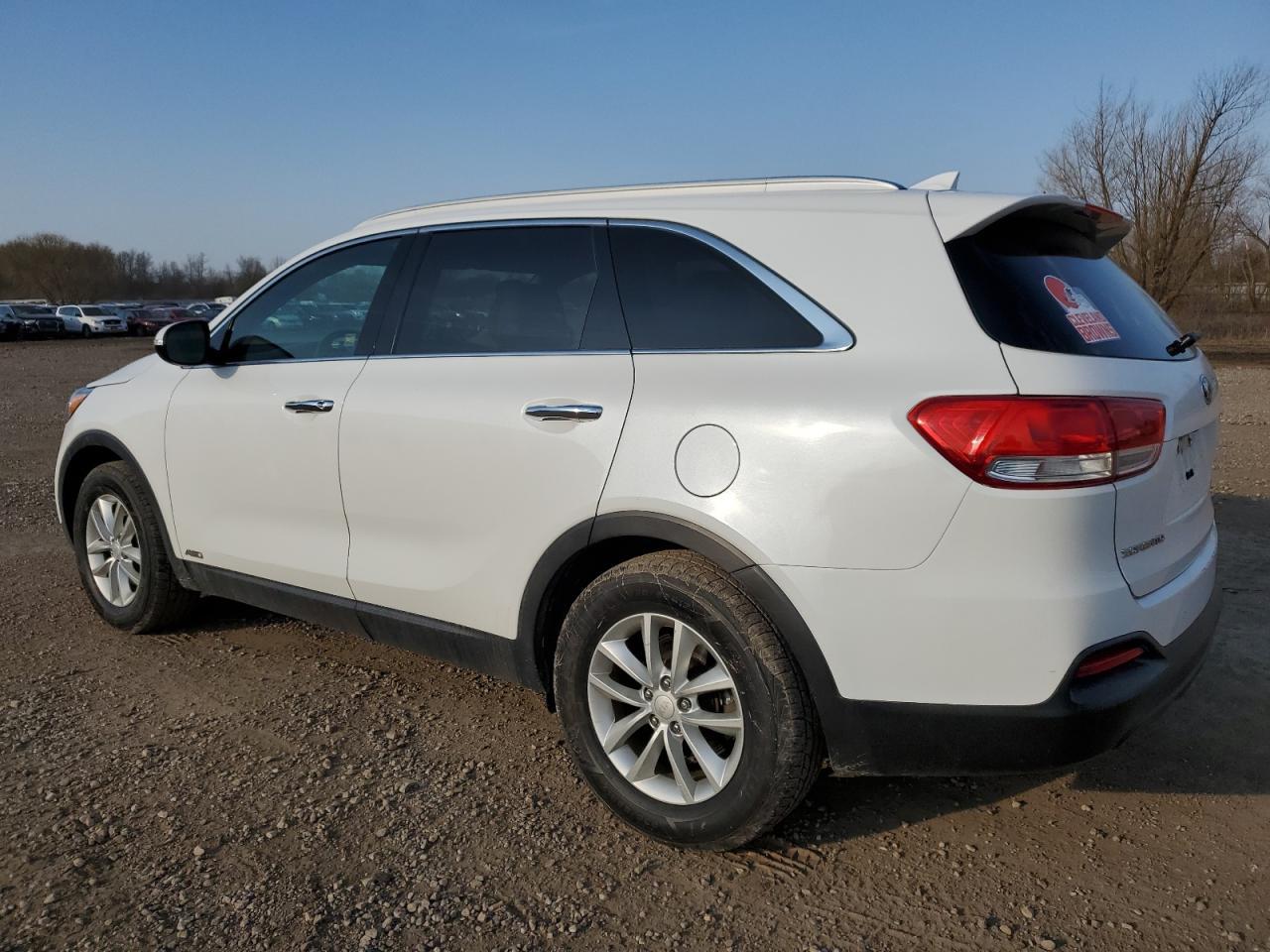 2016 KIA SORENTO LX - Image 2