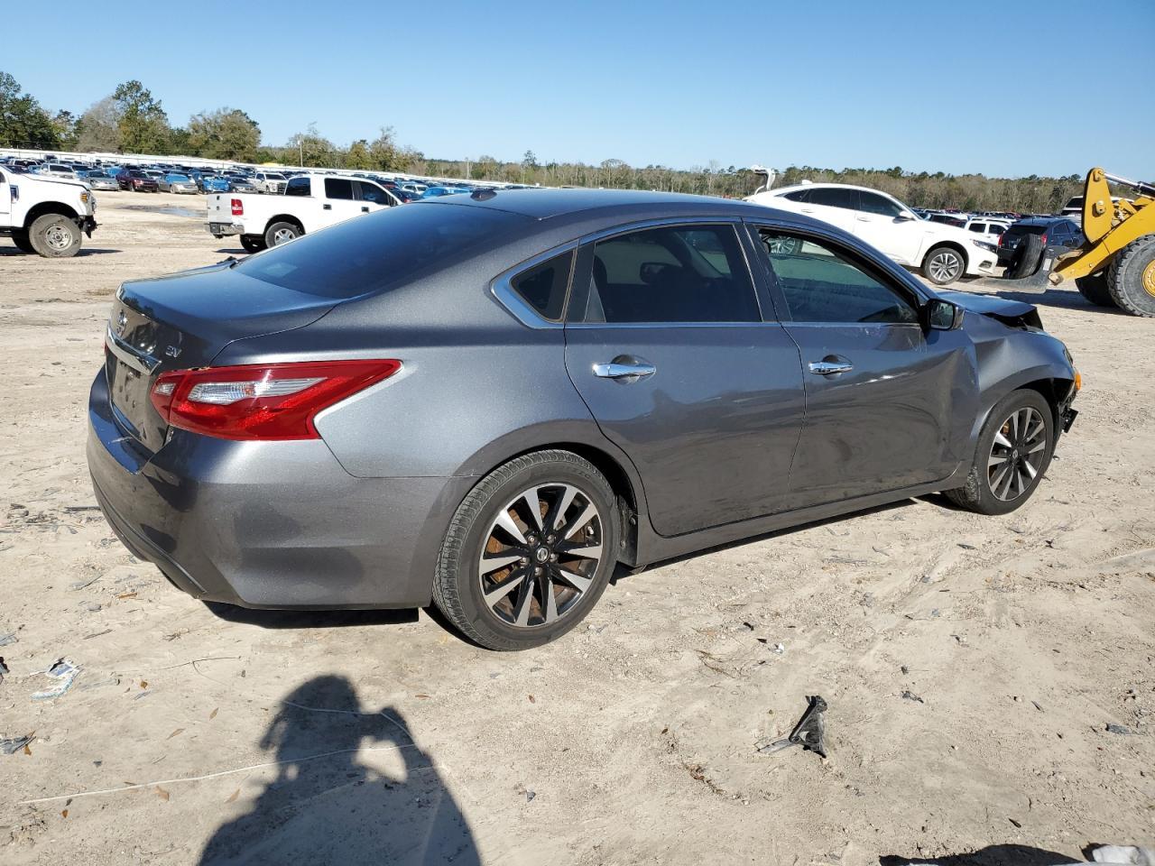 2018 NISSAN ALTIMA 2.5 - Фото 3