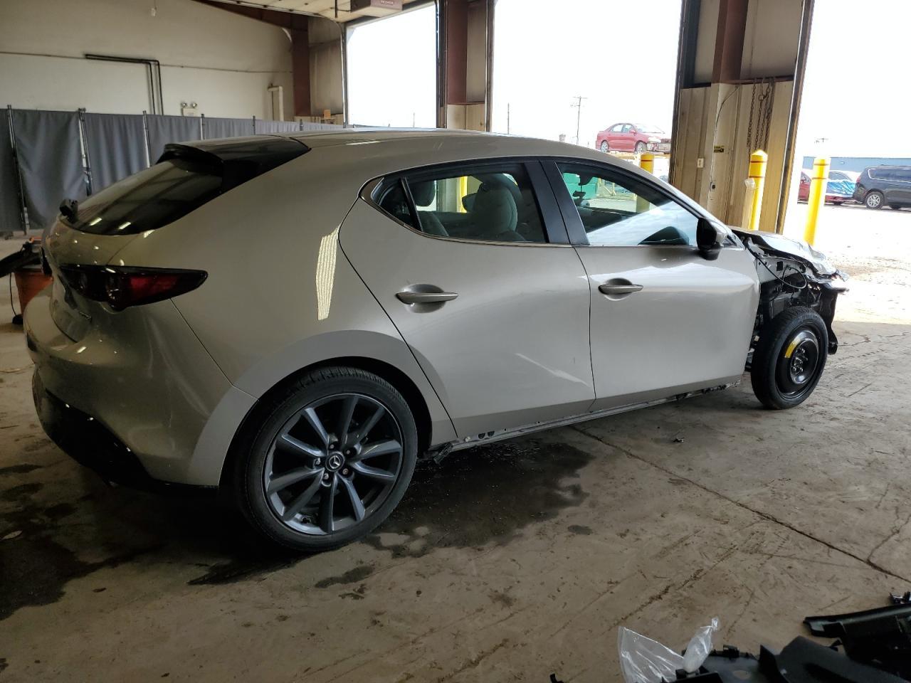 2023 MAZDA 3 PREFERRE - Image 3