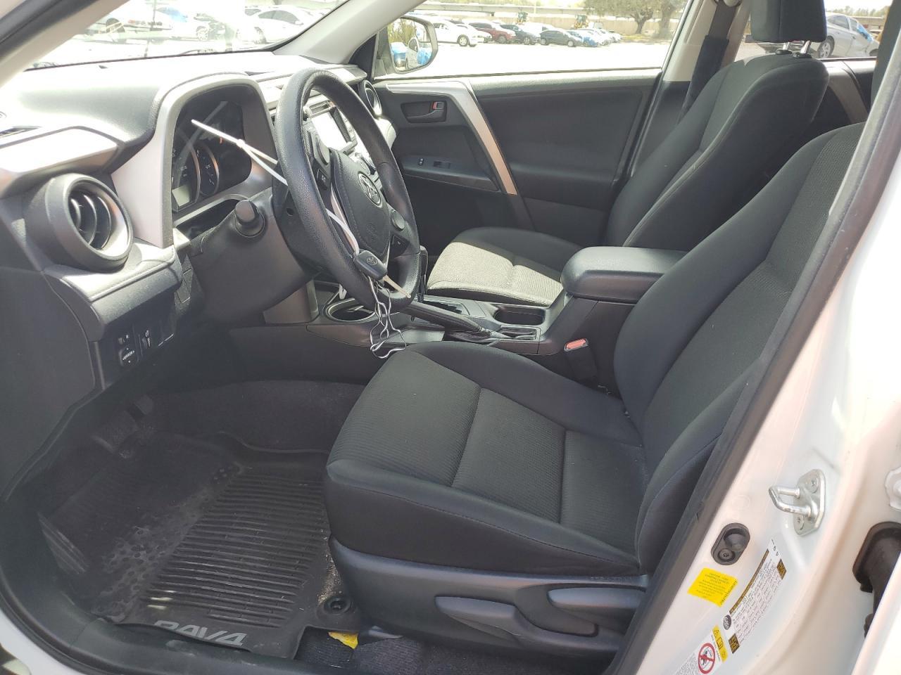 2016 TOYOTA RAV4 LE - Image 7