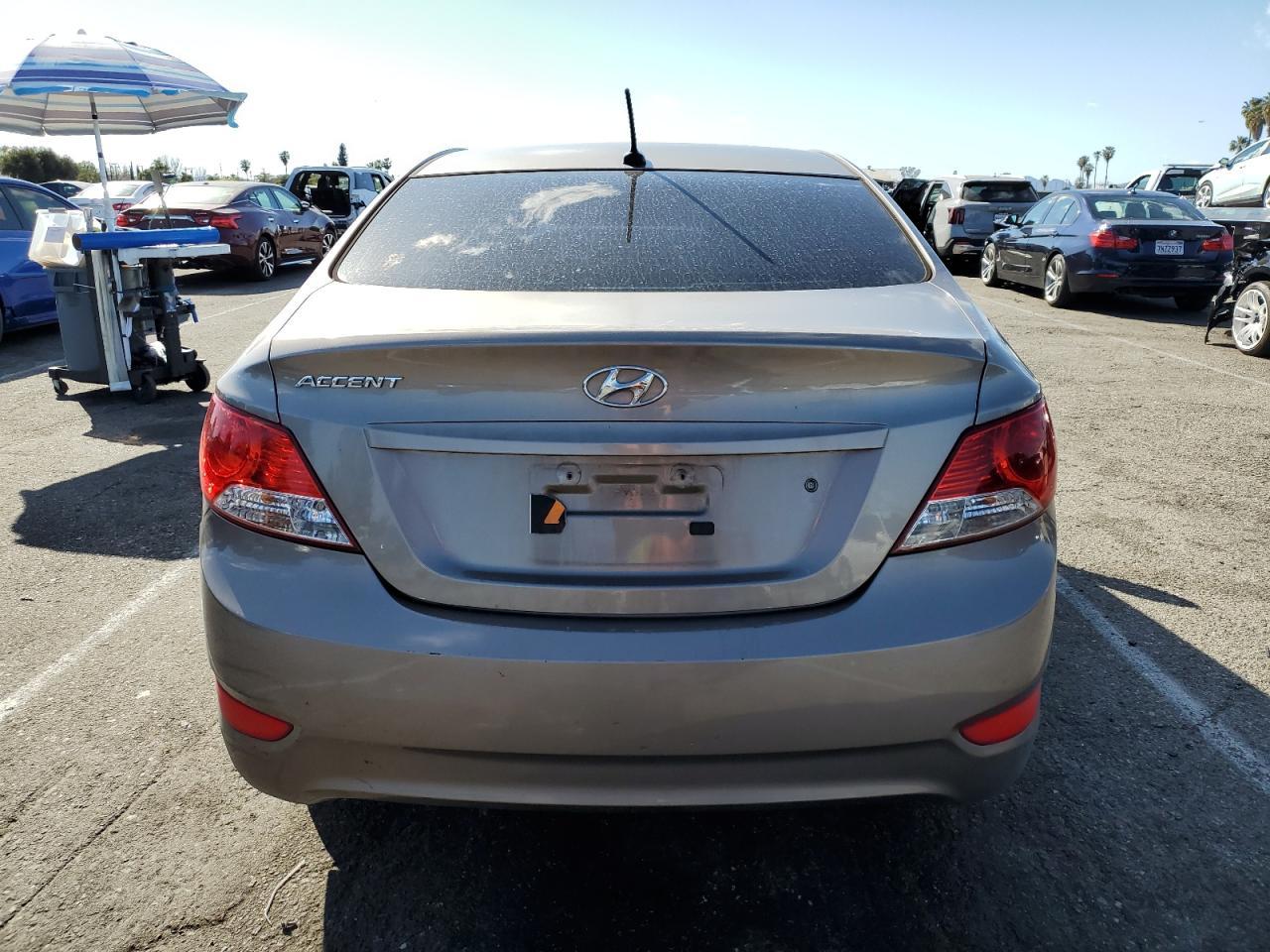 2014 HYUNDAI ACCENT GLS - Фото 6