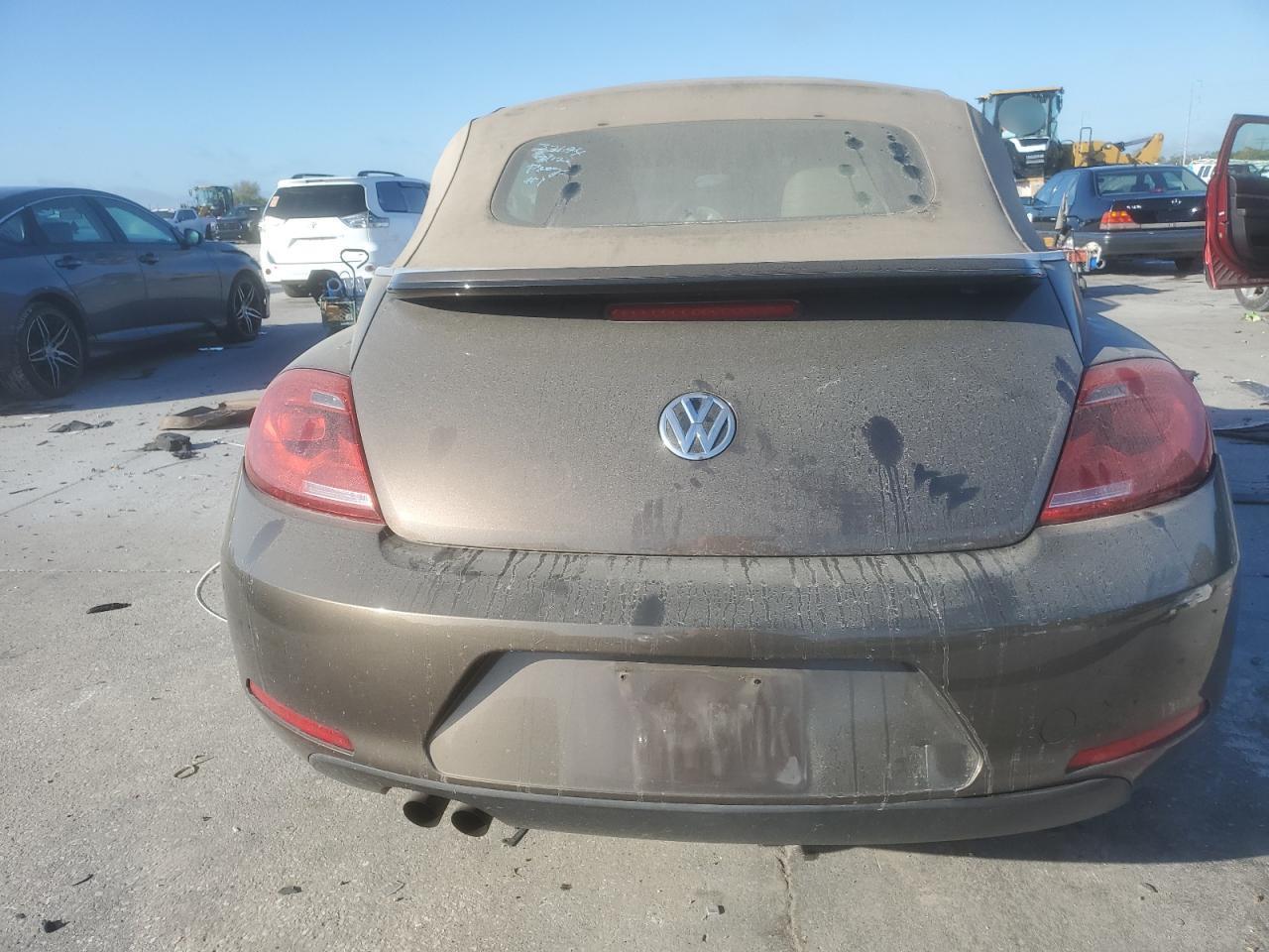 2014 VOLKSWAGEN BEETLE - Image 6