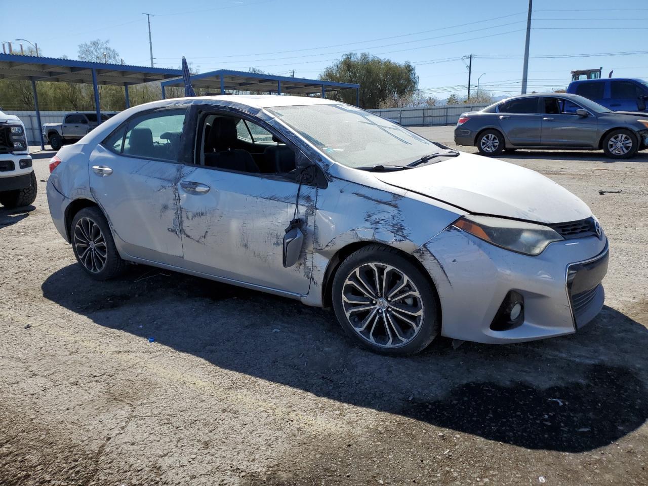 2014 TOYOTA COROLLA L - Image 4