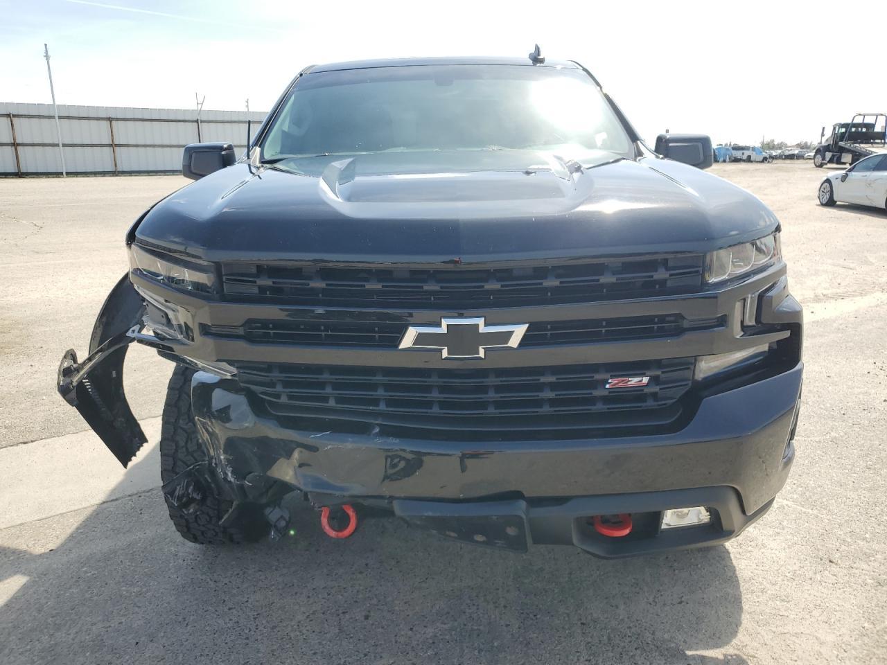 2021 CHEVROLET SILVERADO - Фото 5