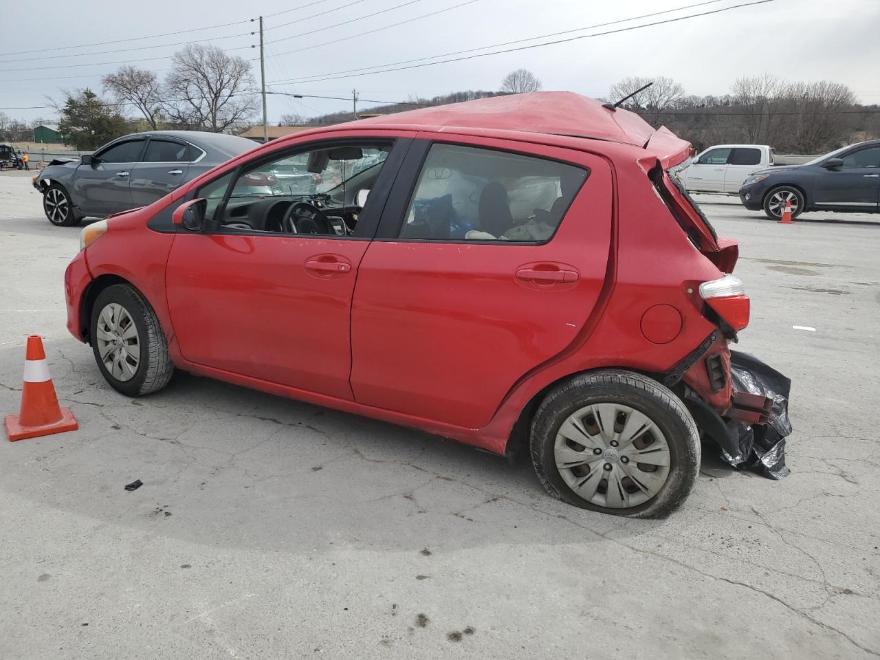 2013 TOYOTA YARIS - Фото 2