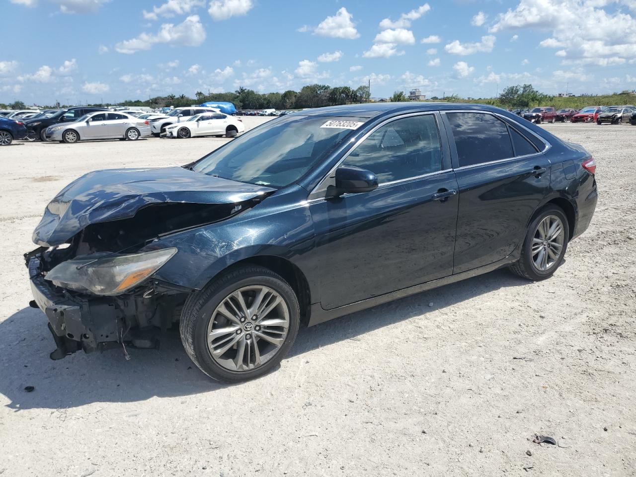 2015 TOYOTA CAMRY LE