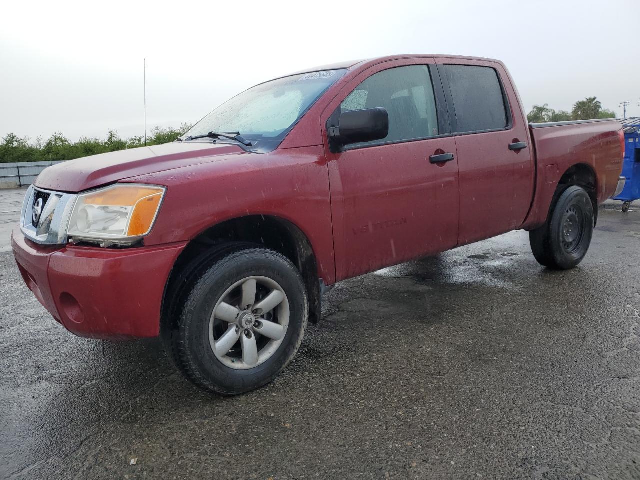 2013 NISSAN TITAN S
