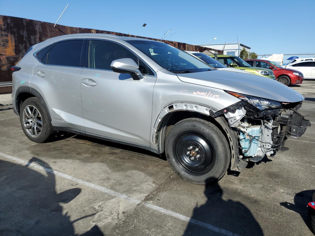 2016 LEXUS NX 300H - Фото 4