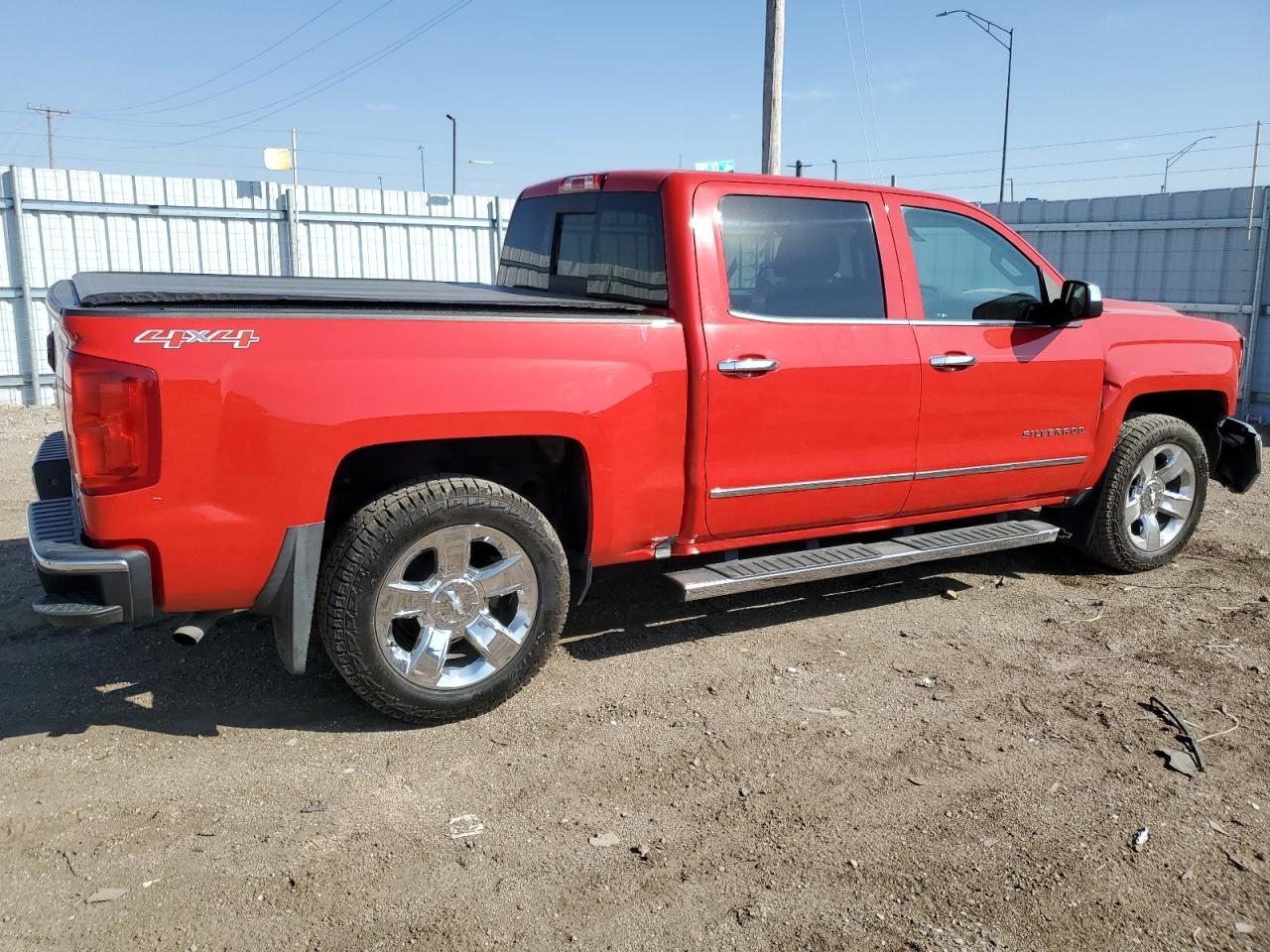 2017 CHEVROLET SILVERADO - Image 3