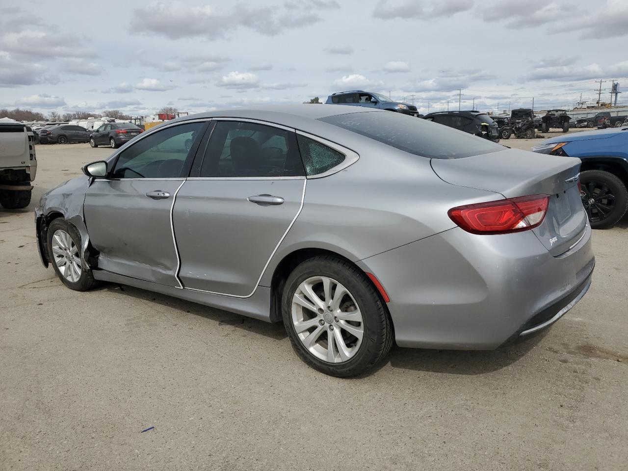 2015 CHRYSLER 200 LIMITE - Image 2