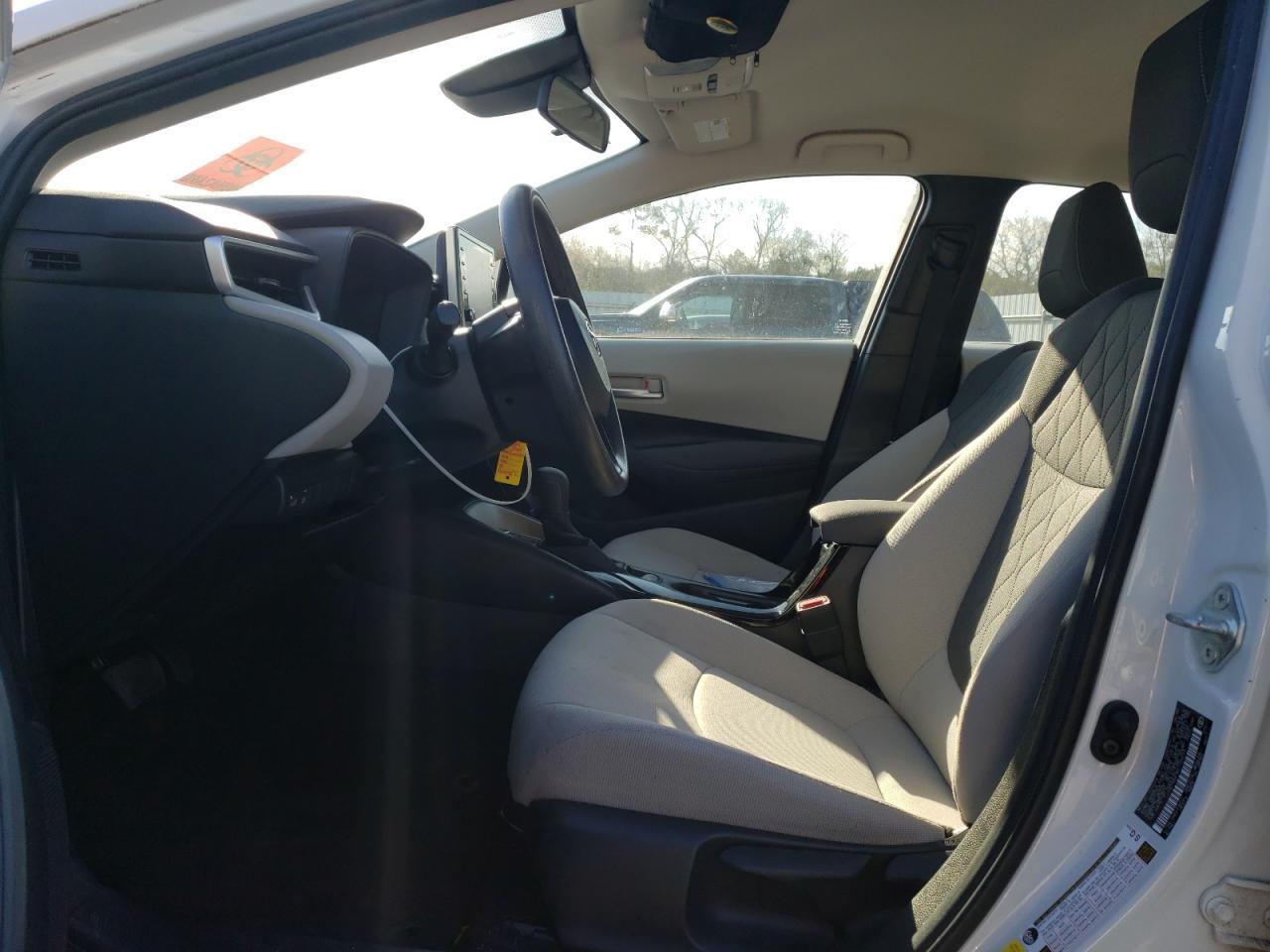 2021 TOYOTA COROLLA LE - Фото 7